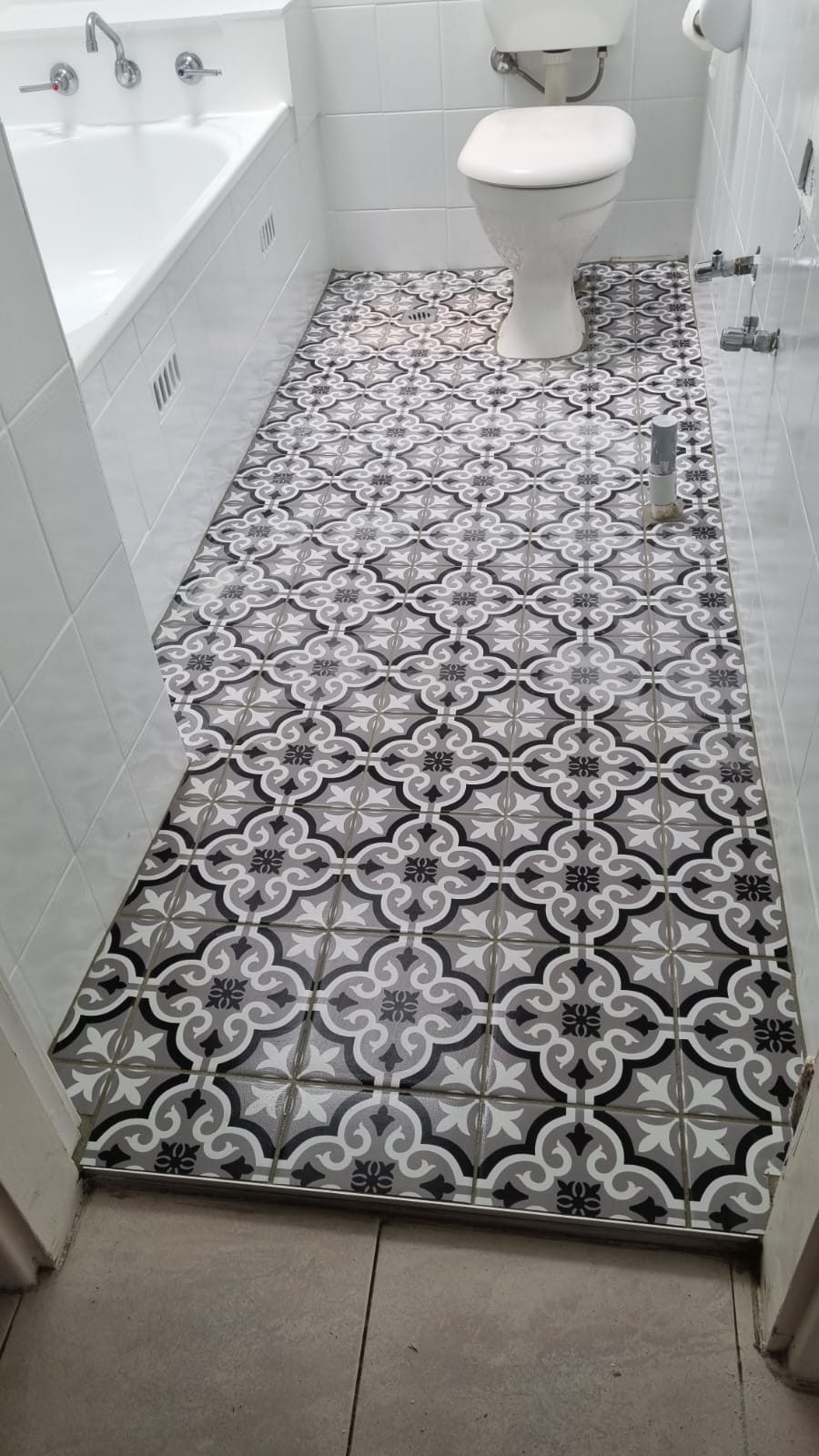 Floor and wall tiling Sydney by S & T Tiling Renovations